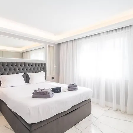 Coral Rouge, You Luxury In Cannes